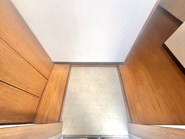 物件内観写真20　(玄関)