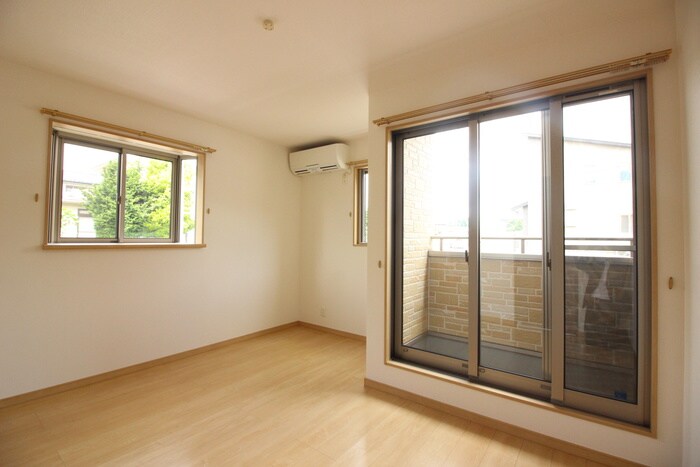 物件内観写真7　(居室)