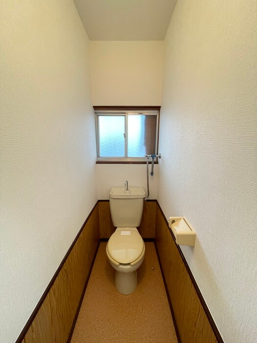 物件内観写真12　(トイレ)