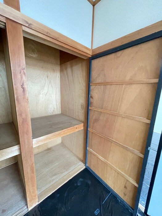 物件内観写真13　(収納)