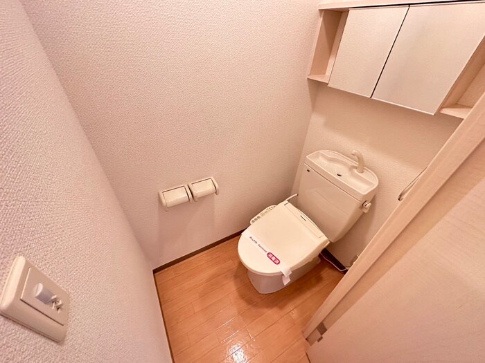 物件内観写真13　(トイレ)