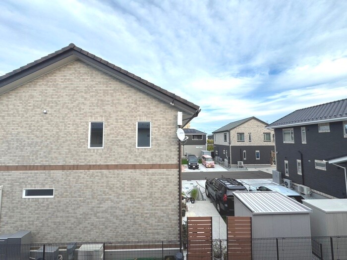 物件内観写真22　(室内からの展望)