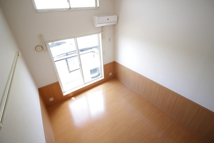 物件内観写真8　(居室)