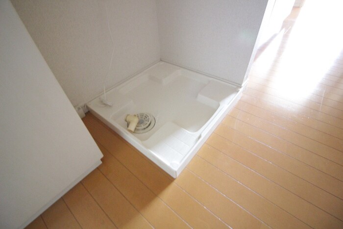 物件内観写真21　(洗濯機置場)