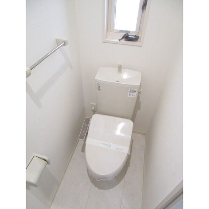 物件内観写真13　(トイレ)