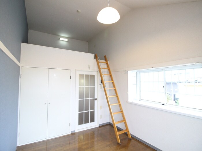 物件内観写真8　(居室)