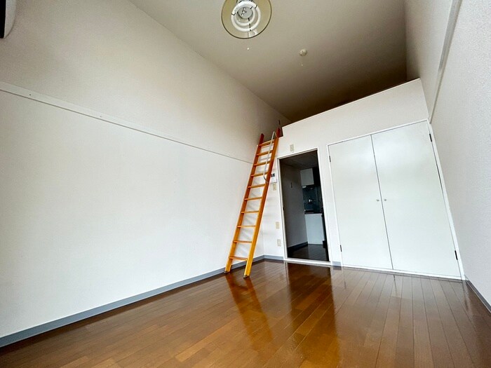 物件内観写真9　(居室)