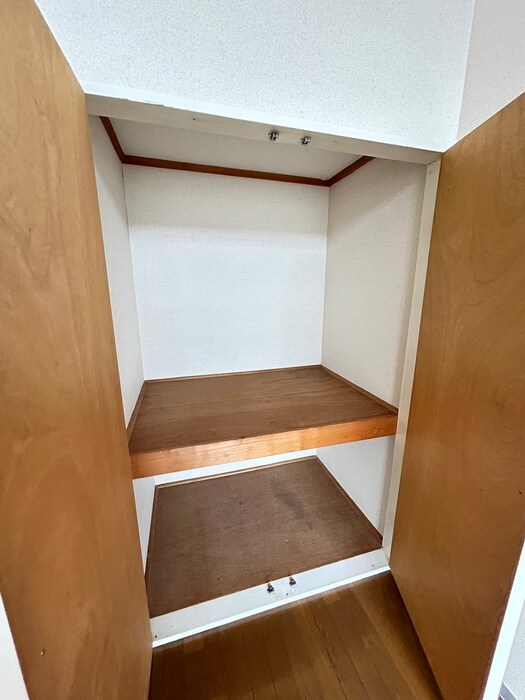物件内観写真11　(収納)