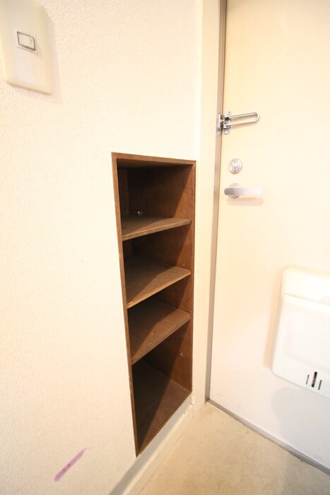 物件内観写真15　(靴箱)