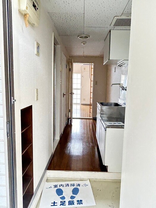 物件内観写真20　(廊下)