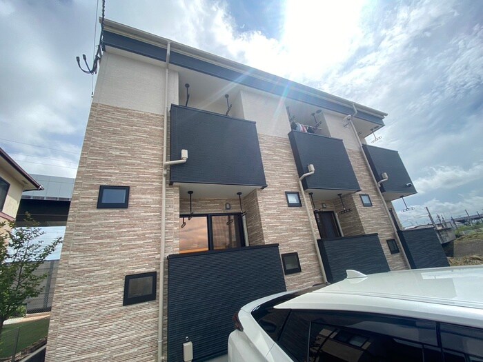 物件外観写真2　(外観写真)