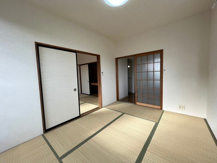 物件内観写真8　(居室)