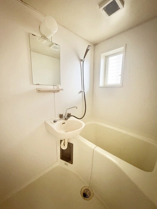 物件内観写真10　(バス／シャワールーム等)