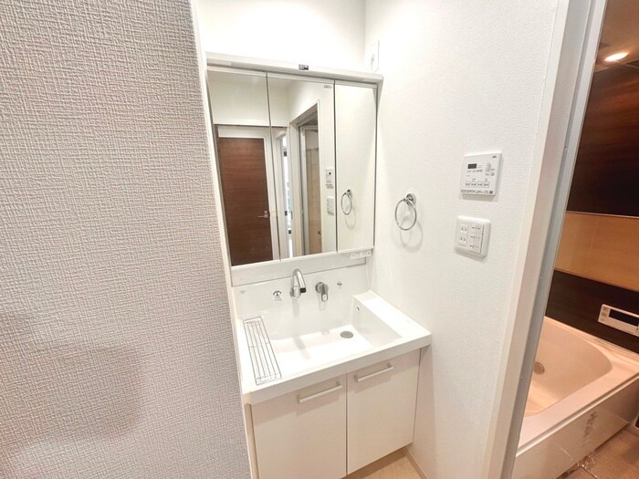 物件内観写真13　(洗面)