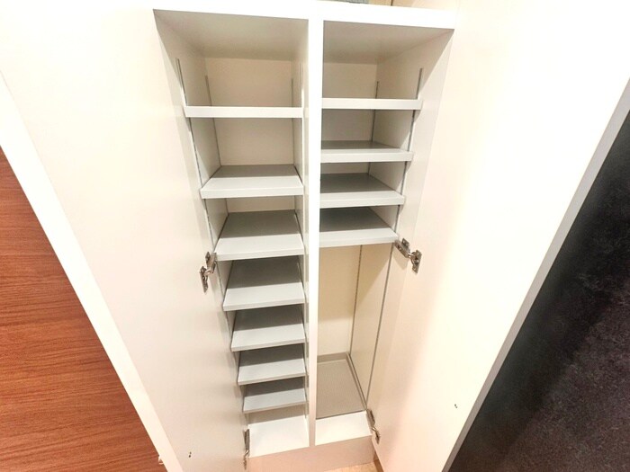 物件内観写真17　(靴箱)