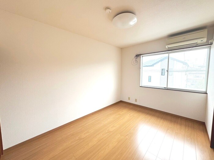 物件内観写真7　(居室)