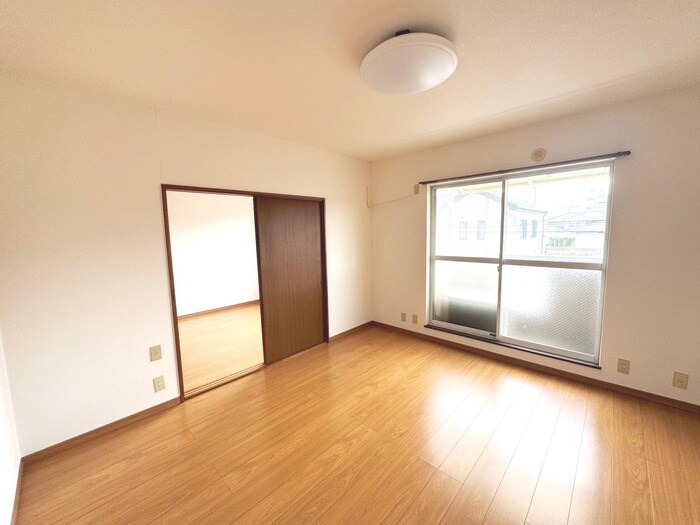 物件内観写真8　(居室)