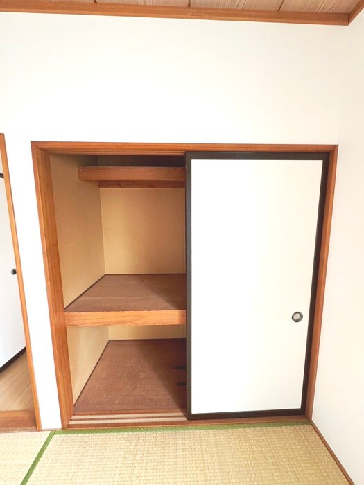 物件内観写真16　(収納)