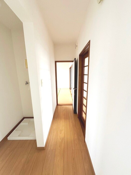 物件内観写真21　(廊下)