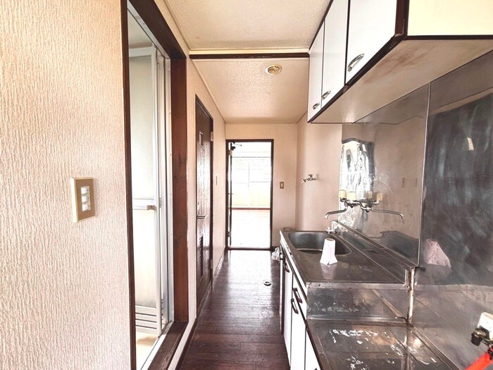 物件内観写真19　(廊下)