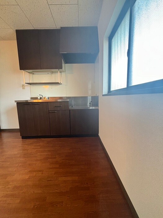 物件内観写真21　(廊下)