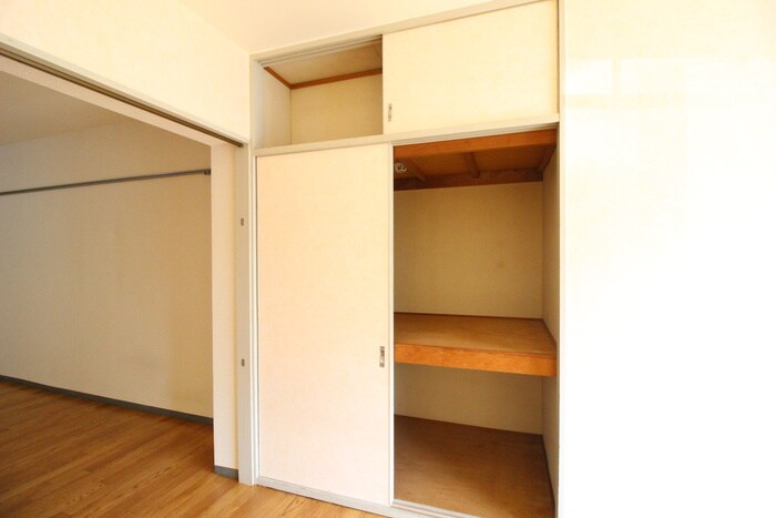 物件内観写真18　(収納)