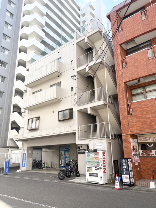 カラーズガーデン仙台東口