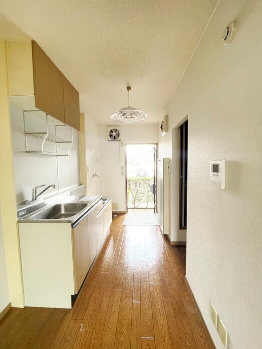 物件内観写真19　(廊下)