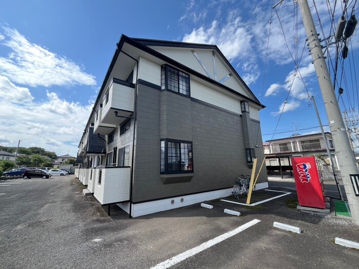 物件外観写真6　(駐輪場)