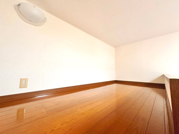 物件内観写真11　(ロフト)