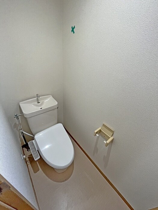 物件内観写真10　(トイレ)