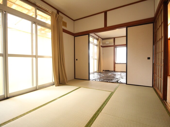 物件内観写真9　(居室)