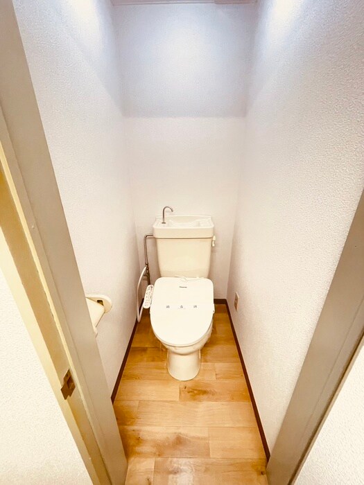 物件内観写真13　(トイレ)