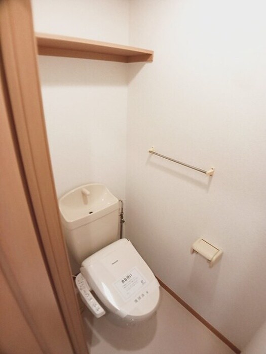 物件内観写真6　(トイレ)