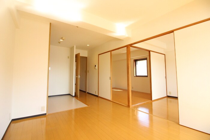 物件内観写真7　(居室)