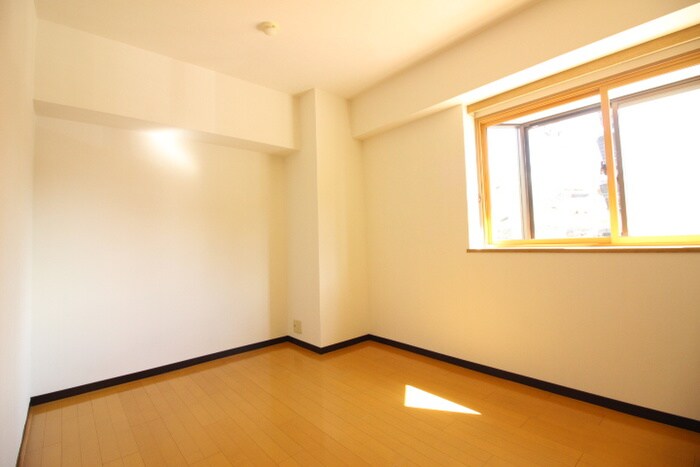 物件内観写真21　(居室)
