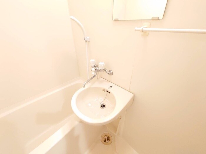 物件内観写真12　(洗面)