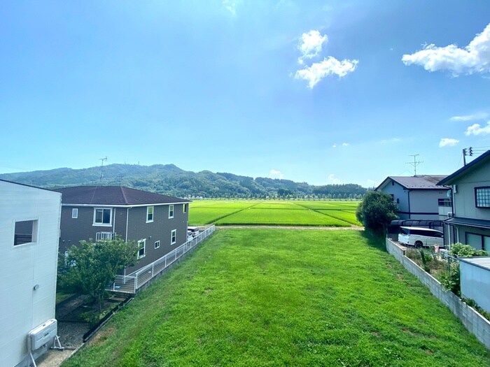 物件内観写真22　(室内からの展望)