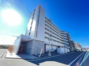 ｺﾝﾌｫｰﾄEXE新田ｽﾃｰｼｮﾝ外観写真