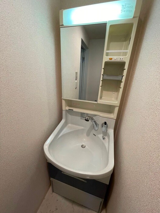 物件内観写真12　(洗面)