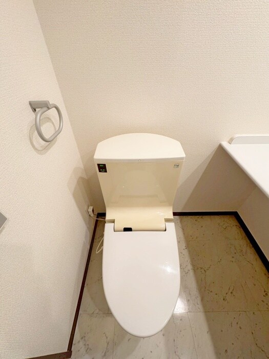 物件内観写真13　(トイレ)