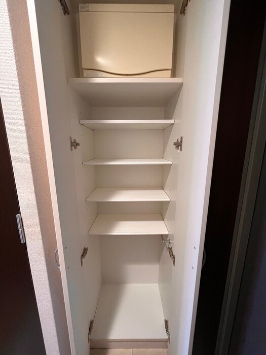 物件内観写真15　(靴箱)
