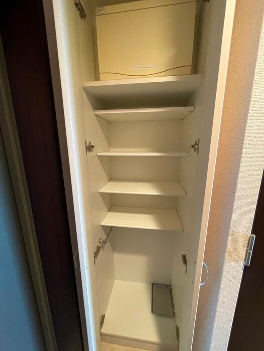 物件内観写真15　(靴箱)