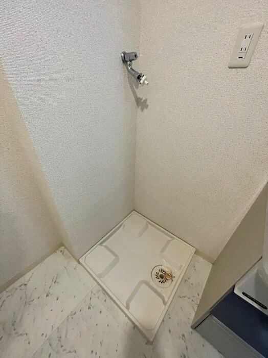 物件内観写真17　(洗濯機置場)