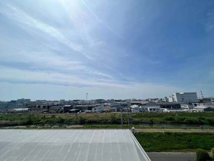 物件内観写真21　(室内からの展望)