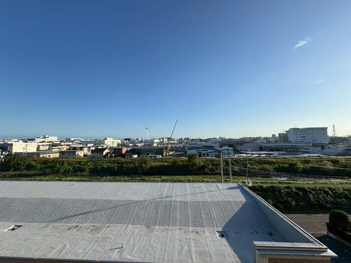 物件内観写真22　(室内からの展望)