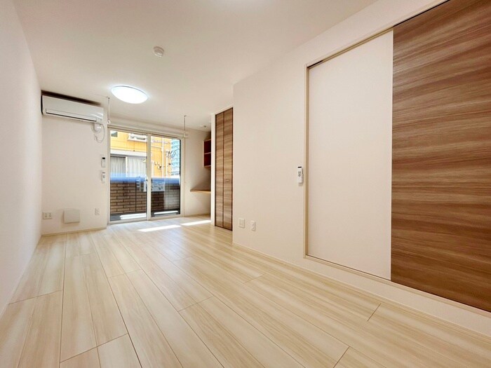 物件内観写真8　(居室)