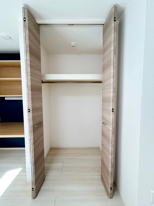 物件内観写真13　(収納)