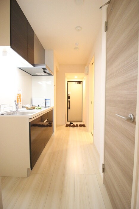 物件内観写真18　(廊下)