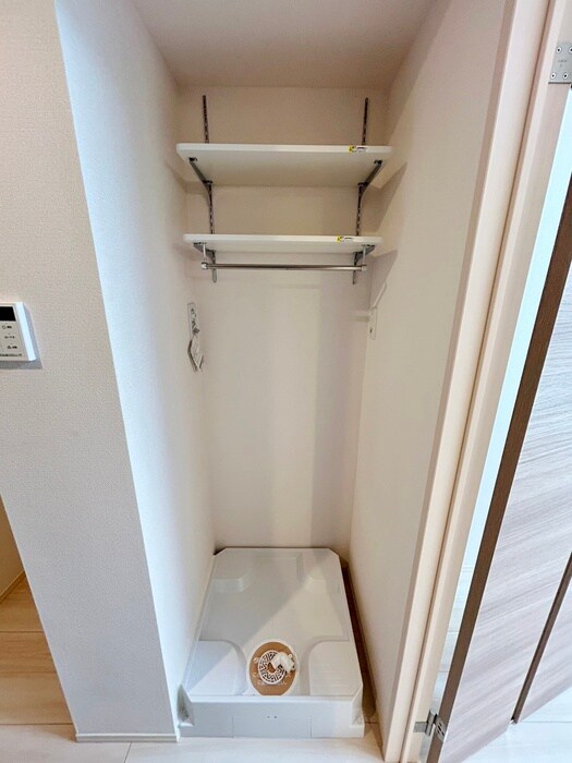 物件内観写真19　(洗濯機置場)